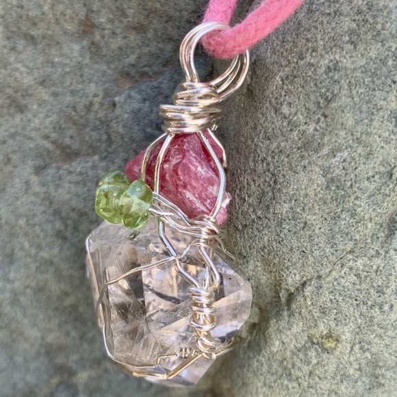 Rhodocrosite, Herkimer Diamond & Peridot Necklace - Picture 9 of 13